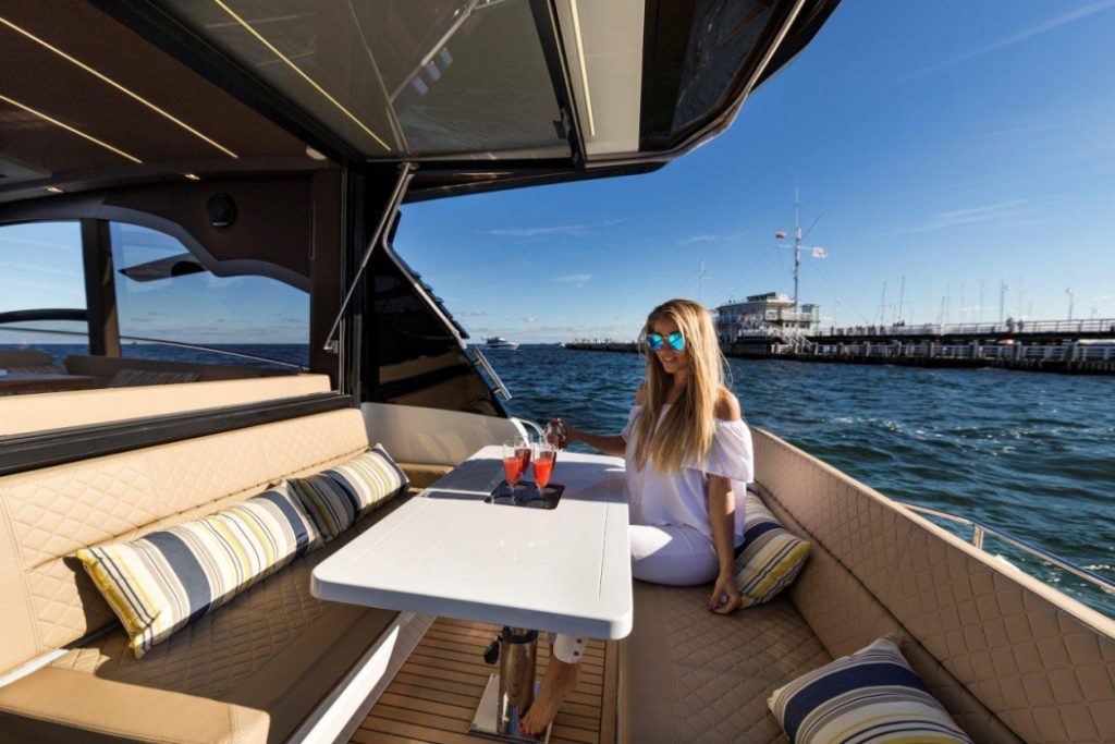 Galeon 425 HTS