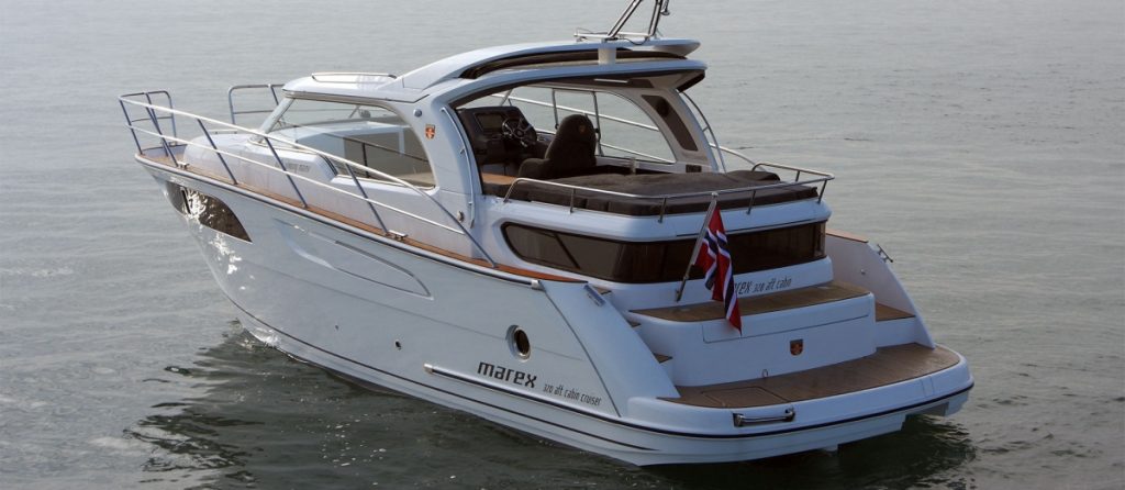 Marex 320 AFT Cabin