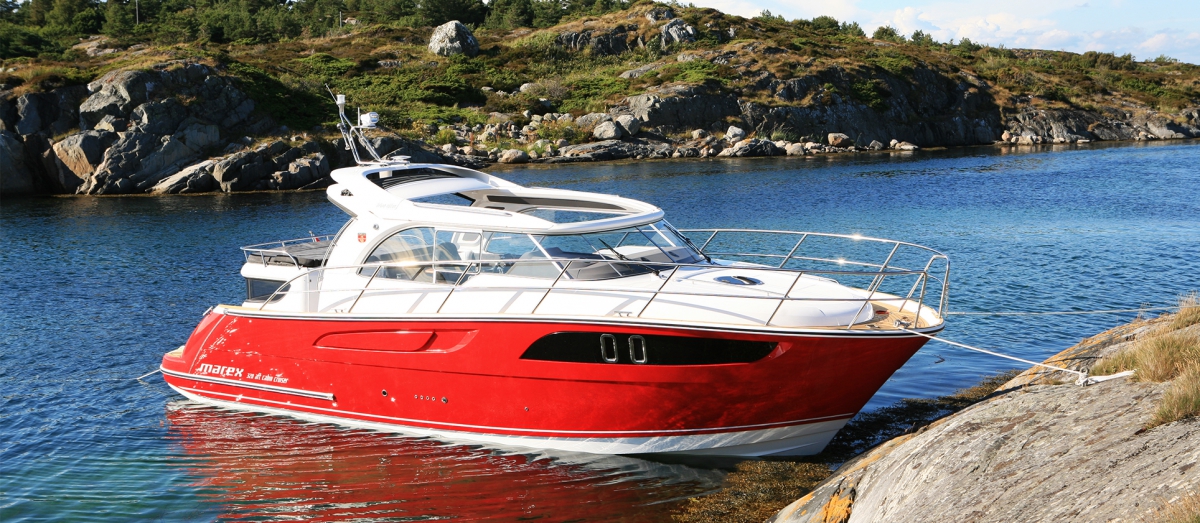 Marex 320 AFT Cabin