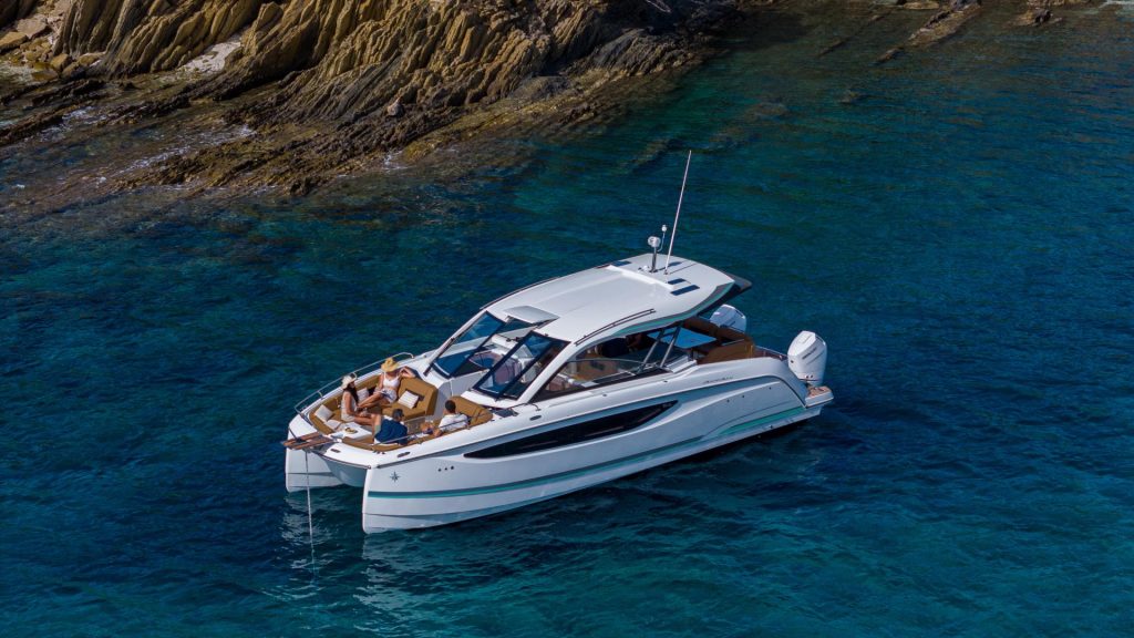 Jeanneau TH 38