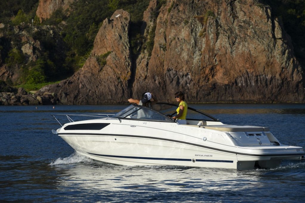 Bayliner VR5CU