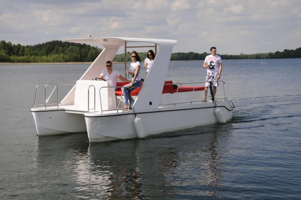 Pontoon boat manufacturing