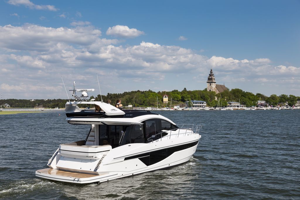 Galeon 470 SKY