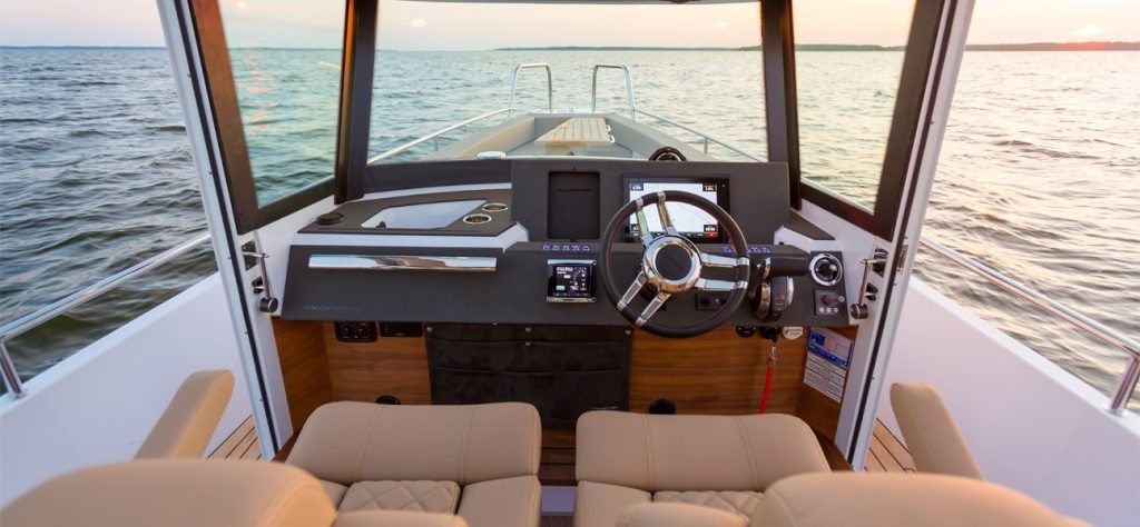 Axopar 28 CABIN