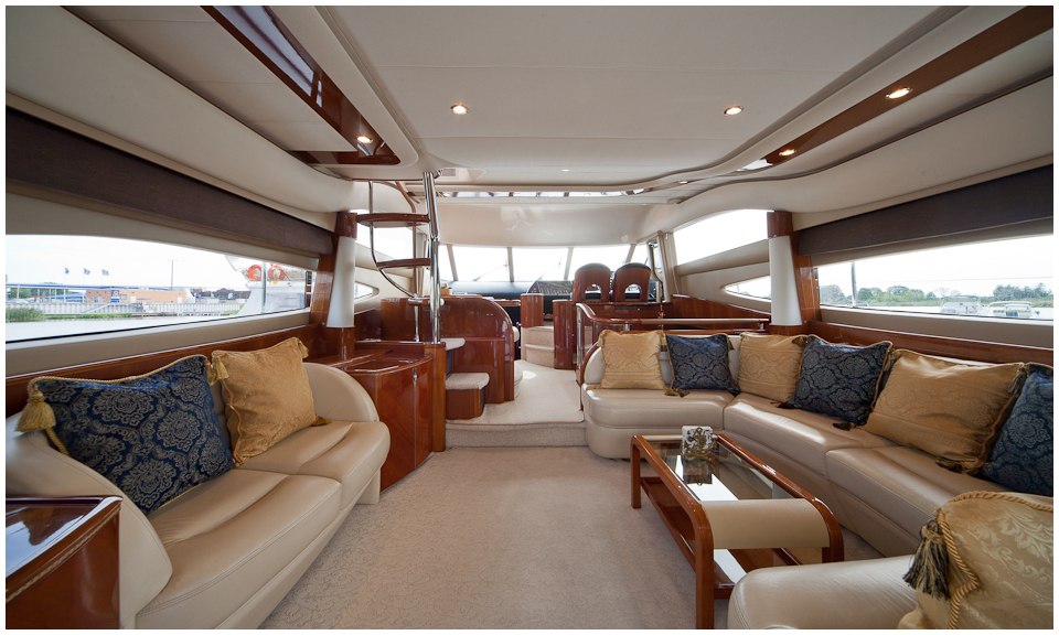 Princess 61