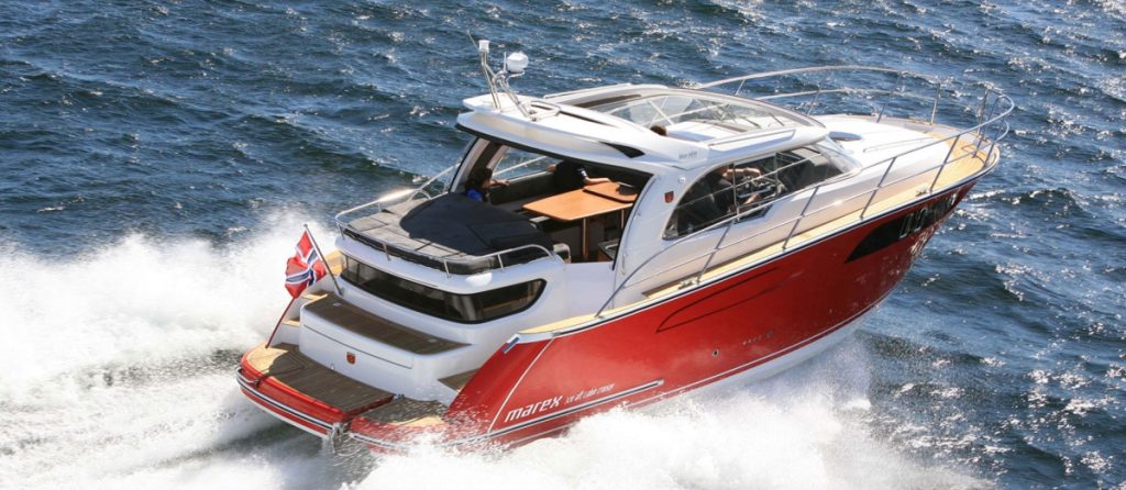 Marex 320 AFT Cabin