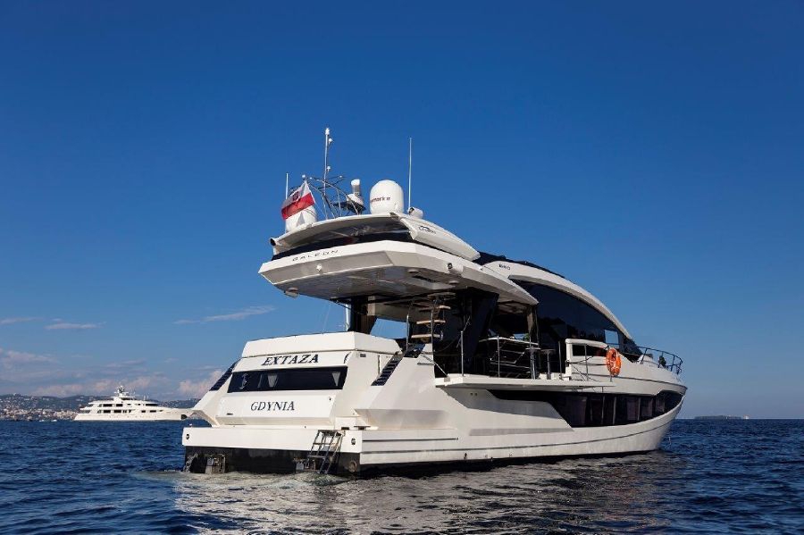 Galeon 650 SKY