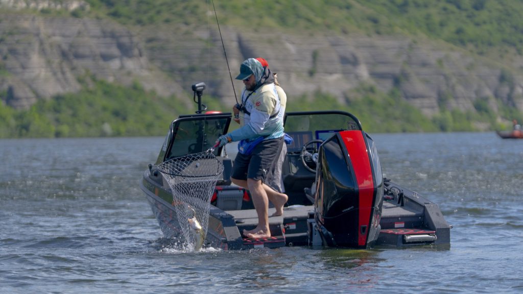 FINVAL 595 FishPro DC