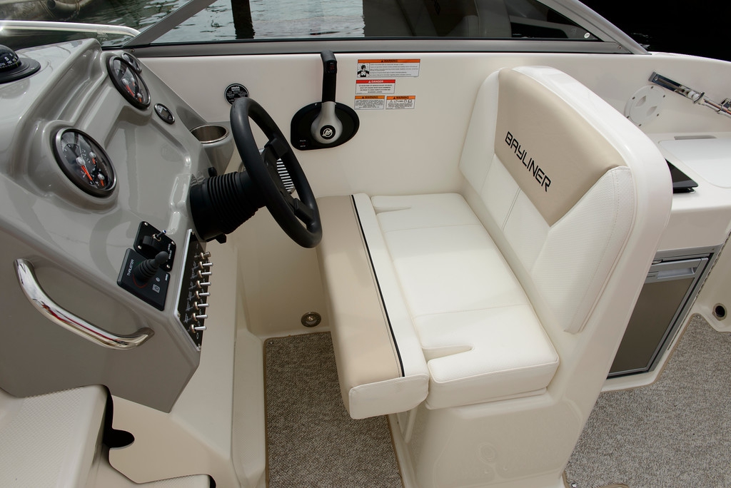 BAYLINER 742 R