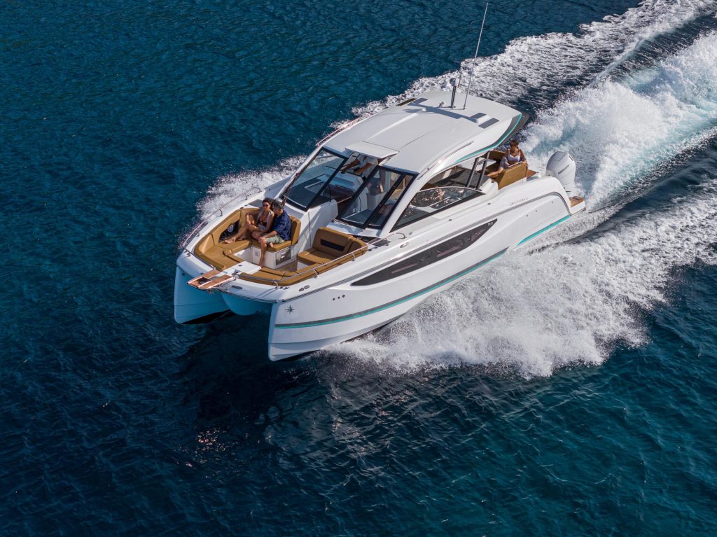 Jeanneau TH 38