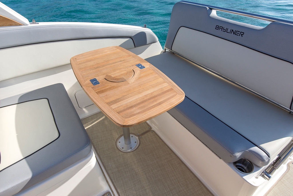BAYLINER Ciera 8 new ( 855 )