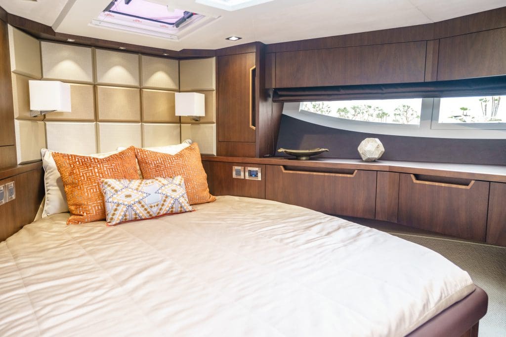 Galeon 510 Skydeck