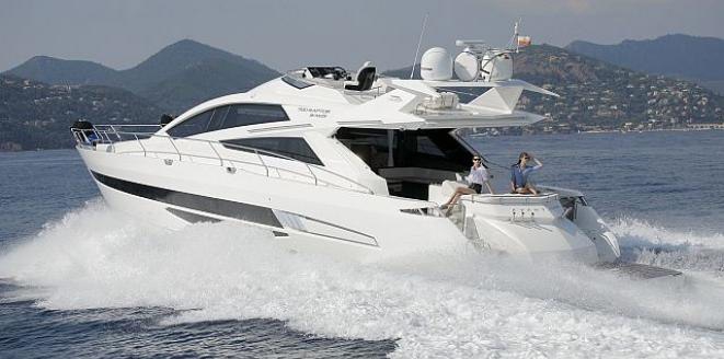 Galeon 700 Skydeck