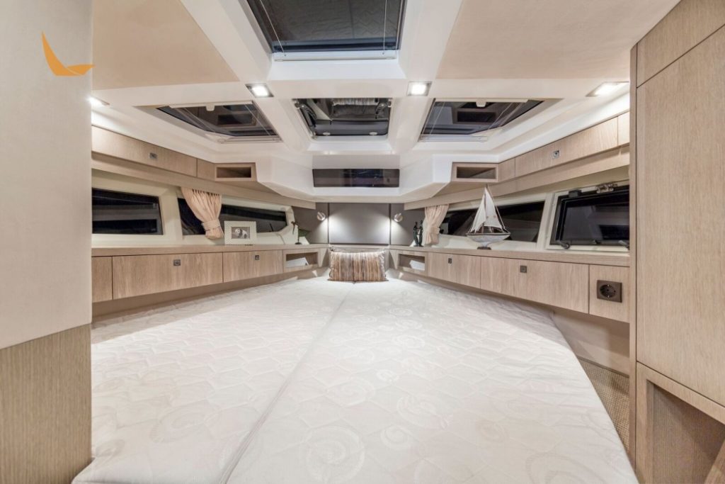 Galeon 360 Fly