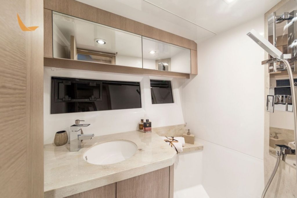 Galeon 360 Fly