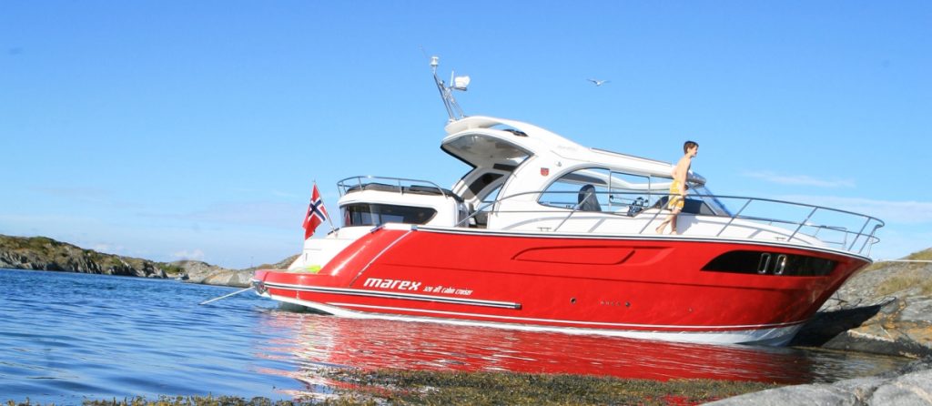 Marex 320 AFT Cabin