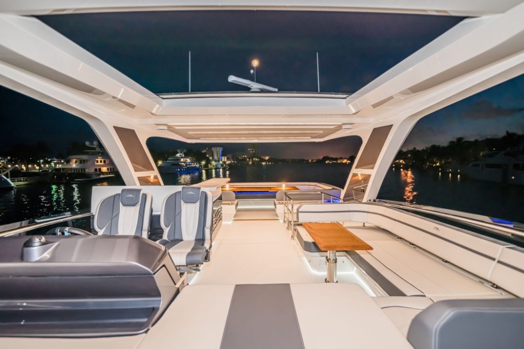 Galeon 680 FLY