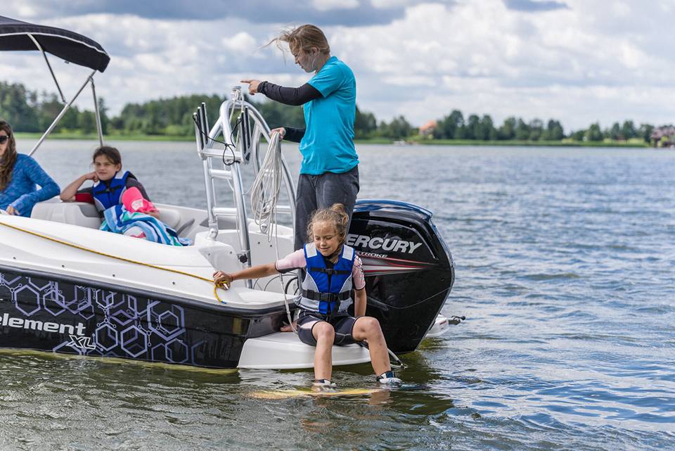 Bayliner ELEMENT 6