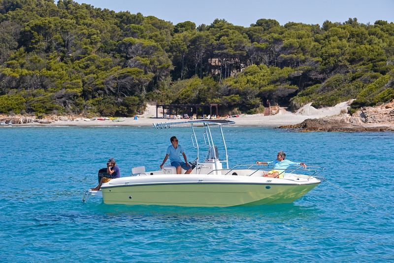 Bayliner CC7 E