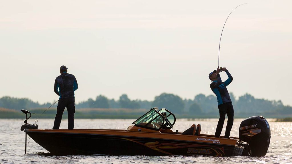 FINVAL 555 SportAngler DC