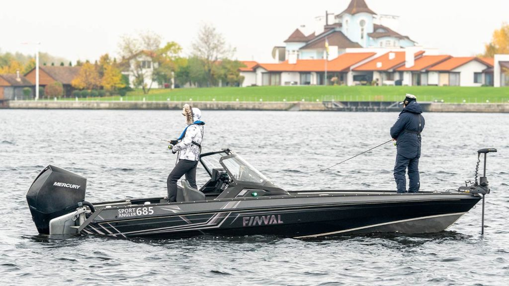 FINVAL 685 SportAngler DC