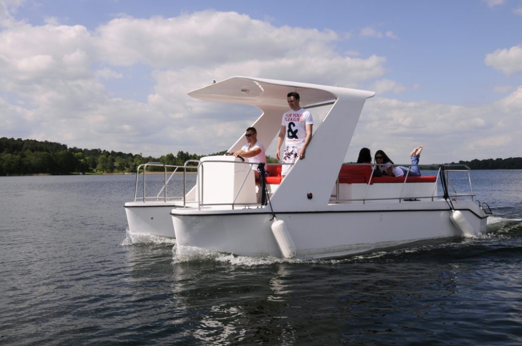 Pontoon boat manufacturing