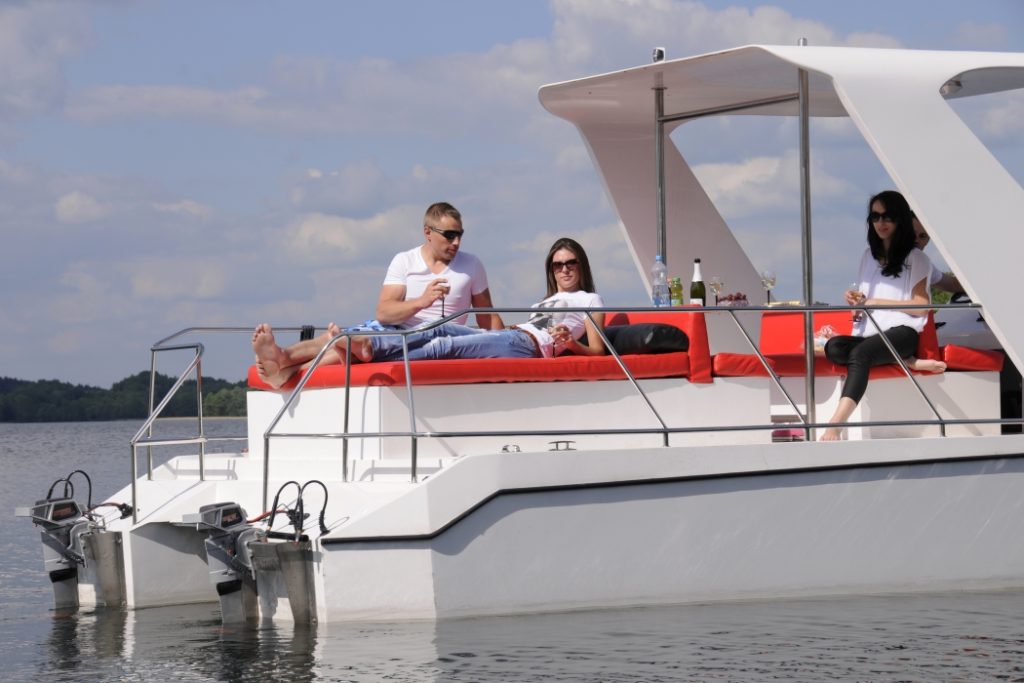 Pontoon boat manufacturing