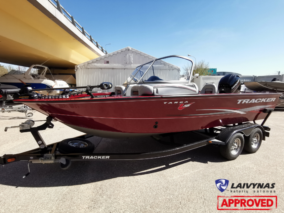 Tracker Targa V18 Combo