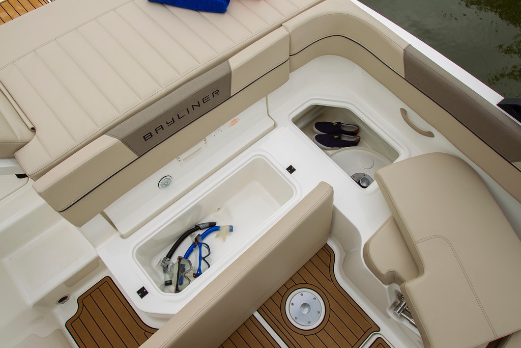 Bayliner VR6O E