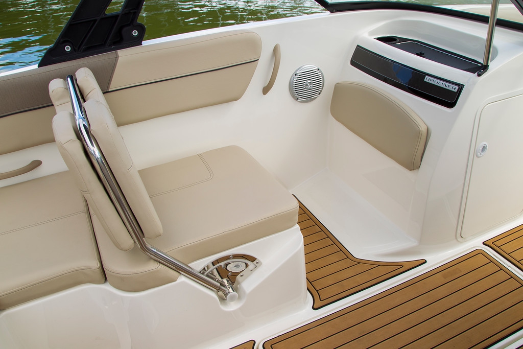 Bayliner VR6O E