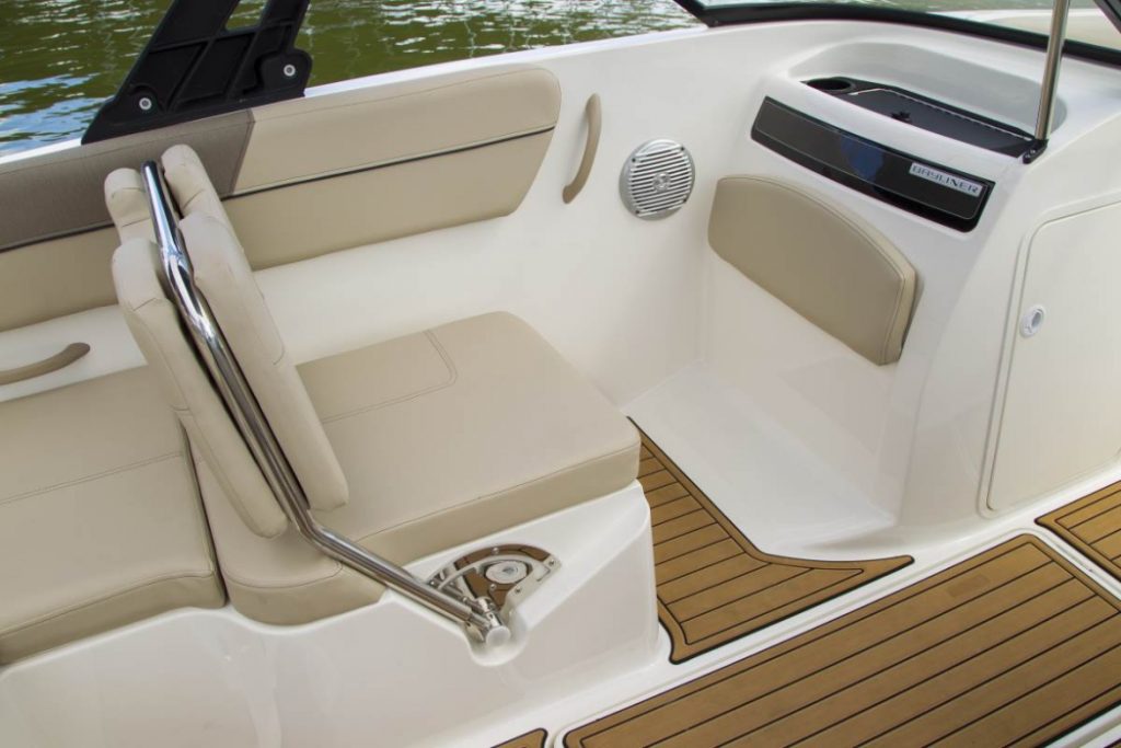 Bayliner VR5O E