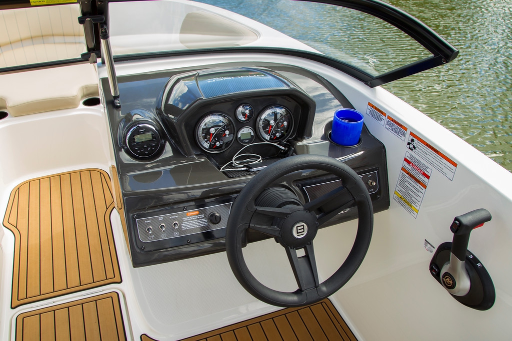 Bayliner VR6O E