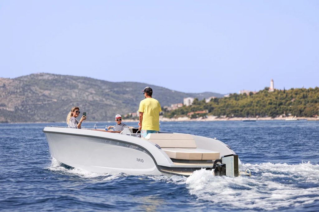 Rand Serene 24